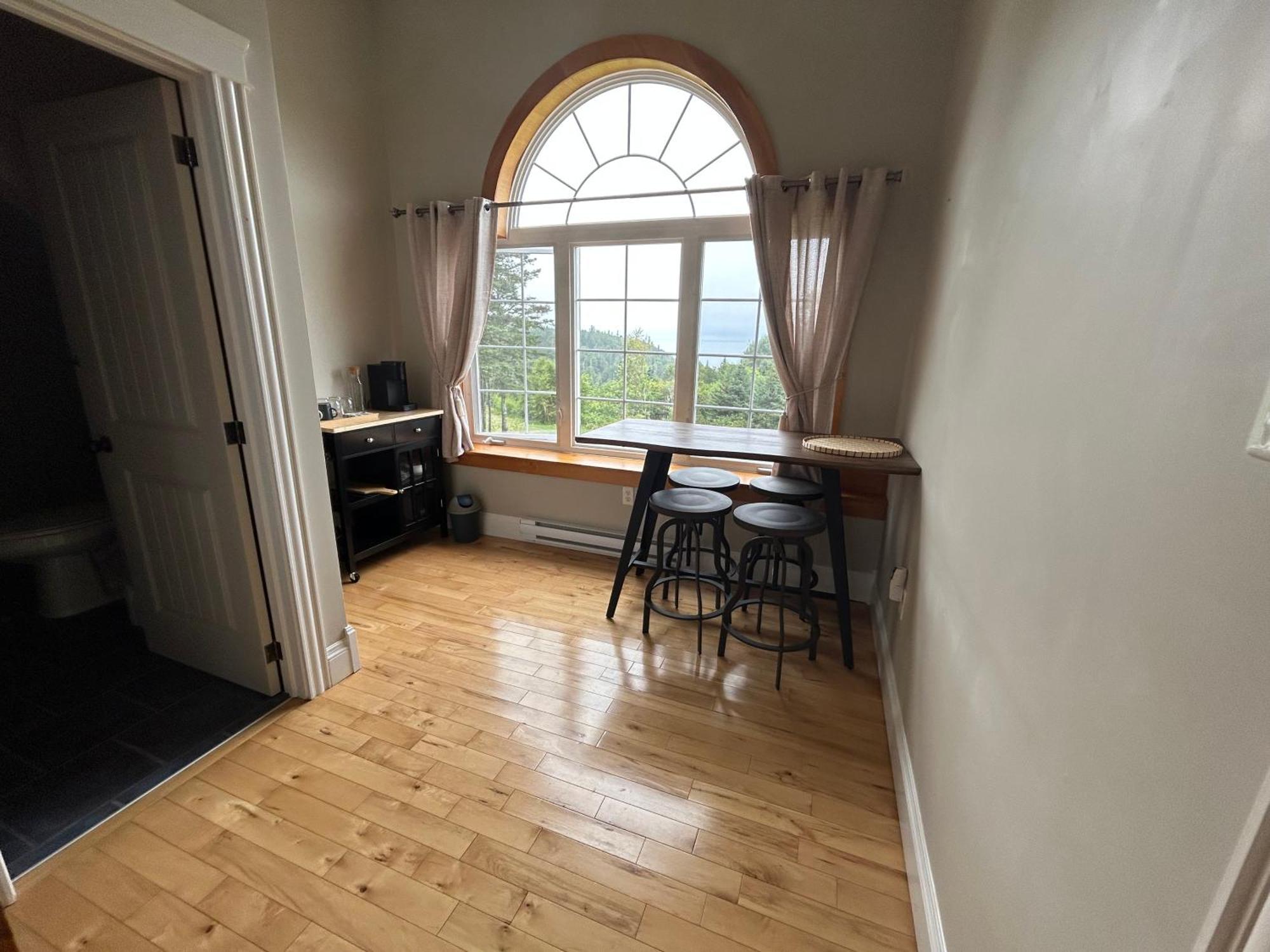 Tides Inn Guest Suites Halls Harbour Eksteriør billede