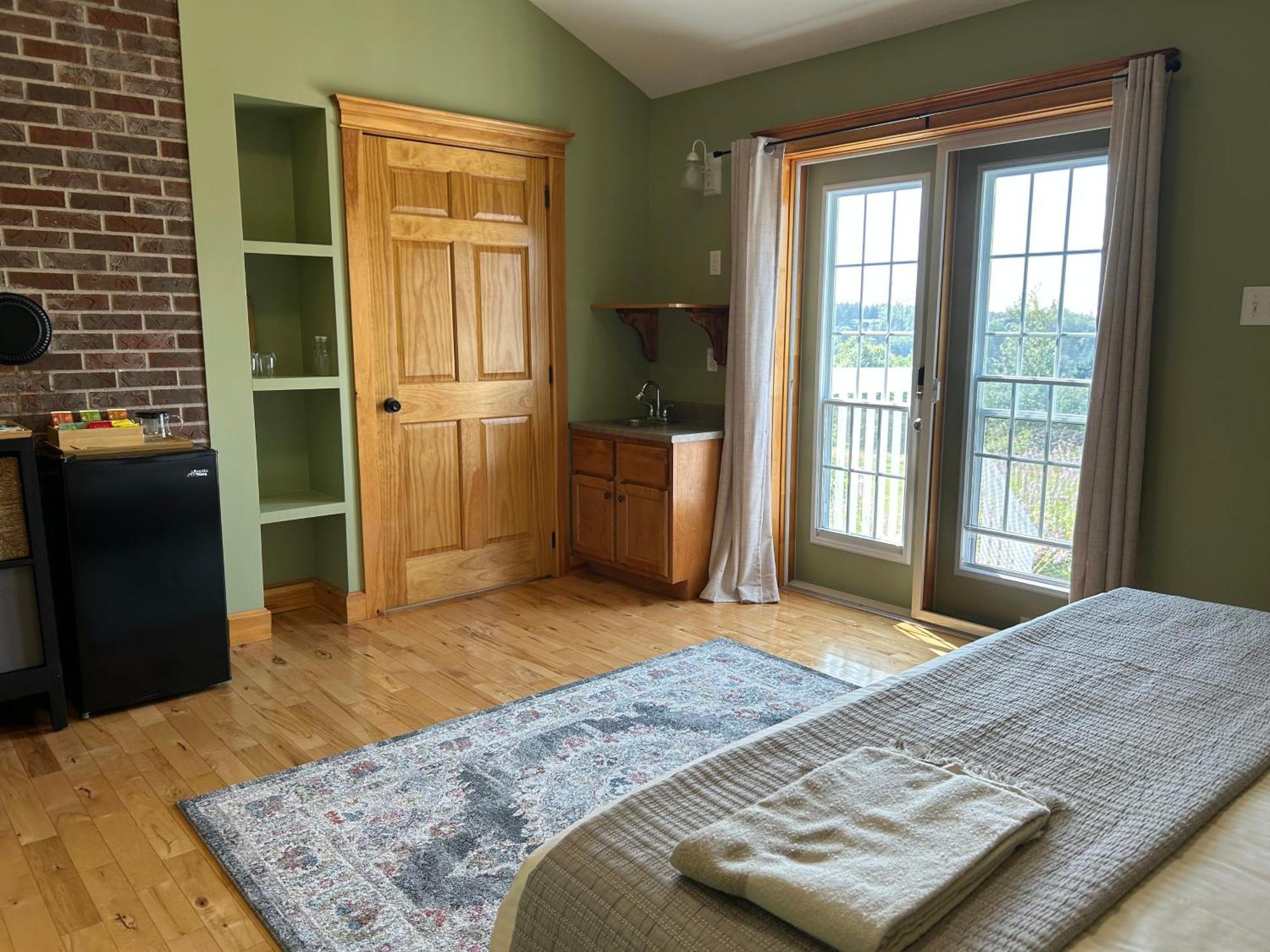 Tides Inn Guest Suites Halls Harbour Eksteriør billede